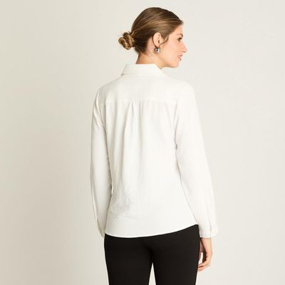 Imagen 2 del producto Blusa Crudo con Detalle de Bolsillo