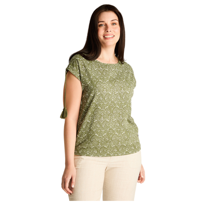 Polera Verde Manga Corta Elasticidad Media Sin Forro Calce Normal