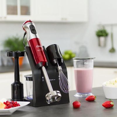 Imagen 2 del producto Batidora de inmersión Oster® con cuchilla Quad y accesorios FPSTHB5103R
