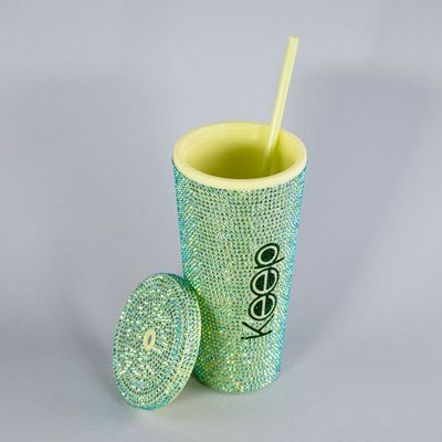 Imagen 2 del producto VASO TUMBLER SHINNY 650ML PISTACHO