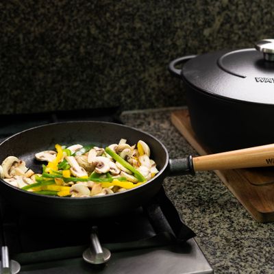 Imagen 2 del producto Sarten Iron Cast Wayu 24 CM