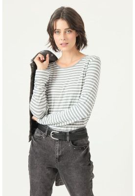 Imagen 2 del producto Polera blanca PRIVILEGE 2721