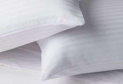 Funda De Almohada Raso Labrado