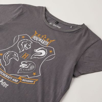 Imagen 2 del producto Polera Manga Corta Mujer Escudo Negro Harry Potter