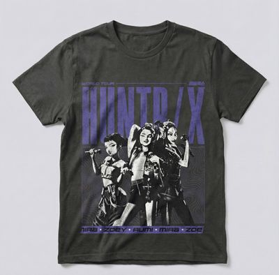 Imagen 2 del producto Polera Manga Corta Niña World Tour Gris Kpop Demon Hunters