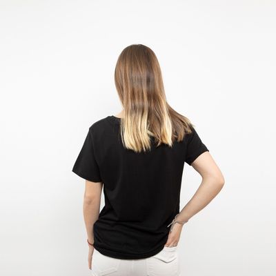 Imagen 2 del producto Polera Mujer Logo Negro Marvel