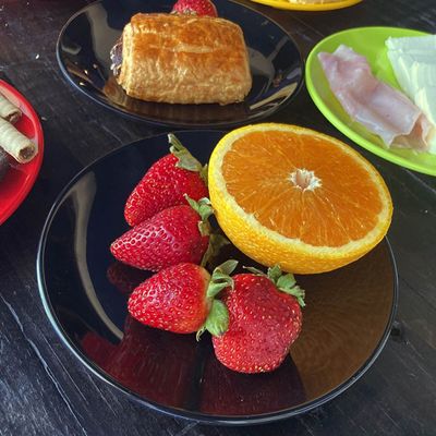 Imagen 2 del producto SET DE 6 PLATOS MELAMINA NEGRO 16 CM