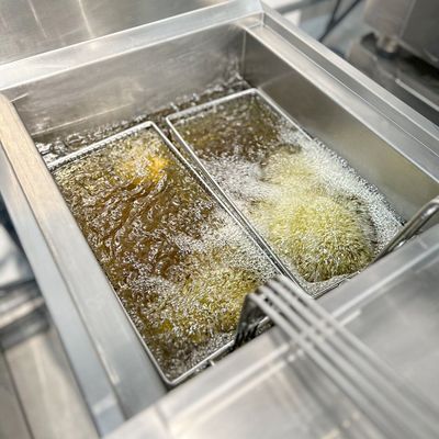 Imagen 2 del producto FREIDORA A GAS LICUADO CON FILTRO 20 LITROS WESTERN KITCHEN