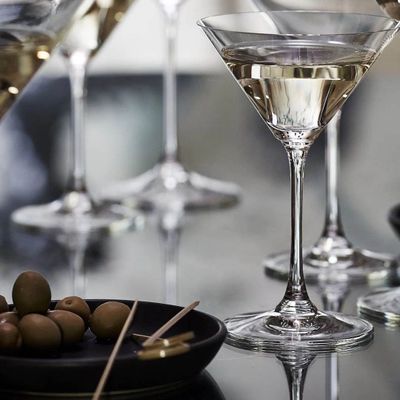 Imagen 2 del producto SET DE 6 COPAS MARTINI 230 CC LINEA ENOTECA