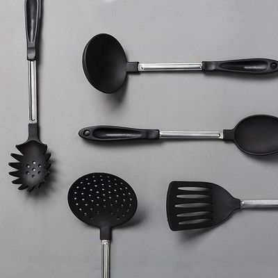 JUEGO DE UTENSILIOS 5PCS + BARRA