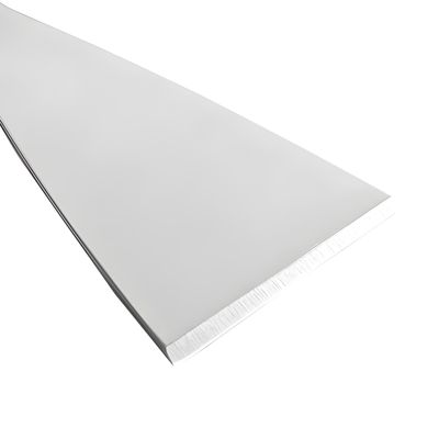 Imagen 2 del producto ESPATULA RASPADOR PLANCHA MANGO BLANCO 25 CM