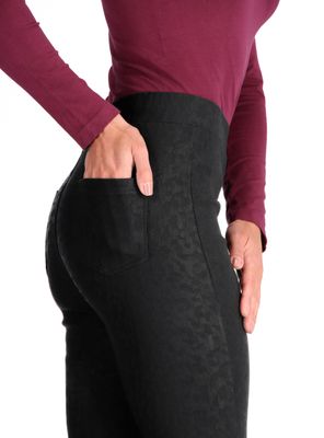 Imagen 2 del producto Legging Viscosa Negro Diseño Relieve Caffarena