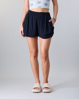 Short Mujer crep tela plana XS3730 Polemic