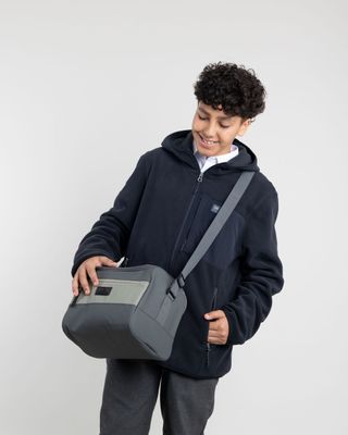 Imagen 2 del producto Poleron Escolar Micropolar Cierre Y Gorro (6-10) Polemic