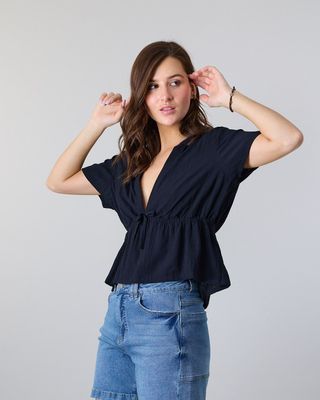 Imagen 2 del producto Blusa Mujer Escote V Crep  Negro Polemic