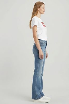 Imagen 2 del producto Jeans Mujer Low Slim Boocut Azul Levis 006KC-0002