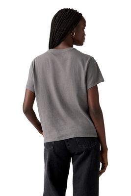 Imagen 2 del producto Polera Mujer Graphic Classic Tee Gris Levis A2226-0114