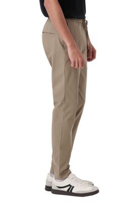 Imagen 2 del producto Pantalón Hombre Jogger Go Airweave Slim Fit Khaki 002XO-0011