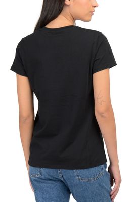 Imagen 2 del producto Polera Mujer Regular Fit Lisa Negro Levis 17369-0466