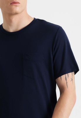 Imagen 2 del producto Polera Pocket Tee Slim Fit Navy