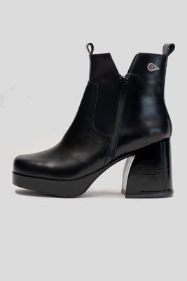 Imagen 2 del producto Botín Cuero Aspasia Negra Landazuri