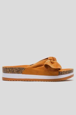 Sandalia Mujer Camel Allison Chancleta