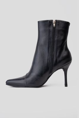 Imagen 2 del producto Taco Cuero La Vallièrie Negra Landazuri