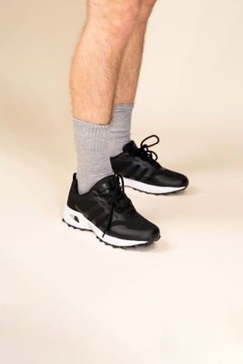 Imagen 2 del producto Zapatilla Hombre Negro Fabián Apóstol