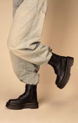 Imagen 2 del producto Botín Mujer Negro Nevenka Chinitown