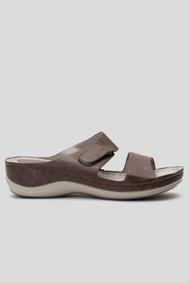 Sandalia Mujer Café Kenya Chancleta