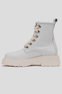 Imagen 2 del producto Botín Cuero Atenea Blanca Landazuri