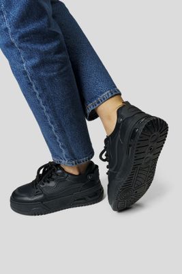 Imagen 2 del producto Zapatilla Mujer Negro Nayaret Boteli