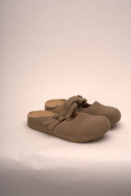 Imagen 2 del producto Zueco Casual Mujer Café Sol Chinitown