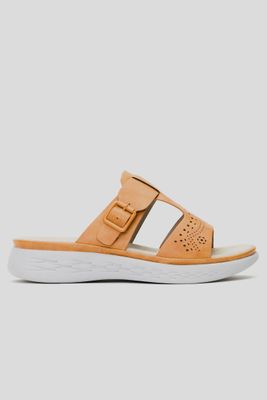 Sandalia Mujer Camel Kairi Chancleta