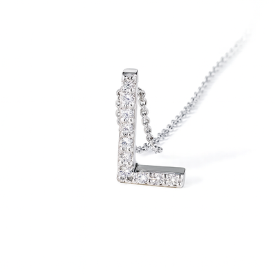 Imagen 2 del producto Collar Oro Blanco 18kt Letra L Diamante 6Pts | Danielle Costantini