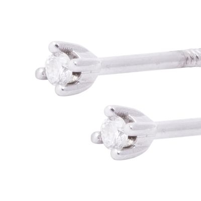 Imagen 2 del producto Aros de Oro Blanco 18kt Punto de Luz Grifa con Diamante 6Pts