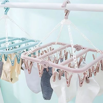Imagen 2 del producto Colgador De Calcetín Ropa Interior De 32 Clips Plegable