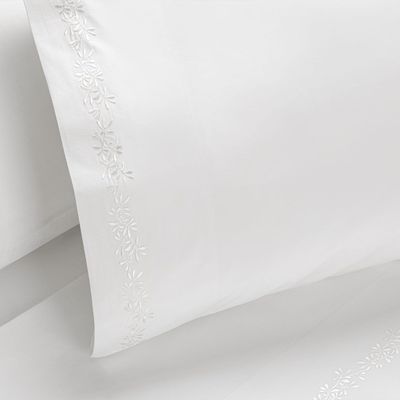 Imagen 2 del producto Sábana Rosen 220 Hilos Bordada Botánica Blanca Súper King