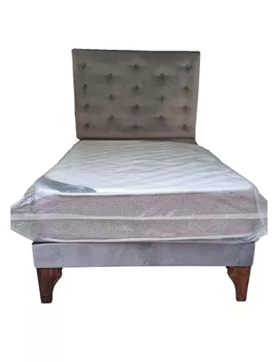 Cama 1.5P + Respaldo Gris a Piso + Colchón
