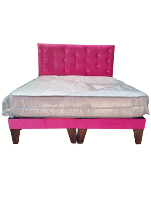 Cama Europea 2Plazas Fucsia Felpa Botón Diamante