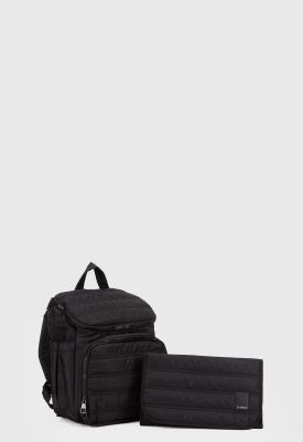 Imagen 2 del producto Mochila Mom Black Mini Bubba Essentials 2.0