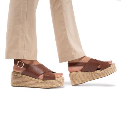 Imagen 2 del producto Sandalia Coni Gacel Chocolate 0660354