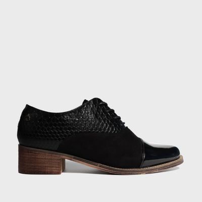 Zapato Negro Mujer 23551 Gotta