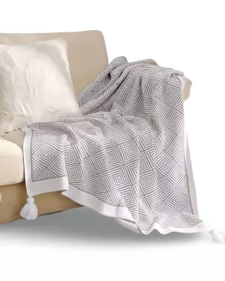 Imagen 1 del producto Mantas para sofas camas u oficinas con pompon 130x150 cm Gris