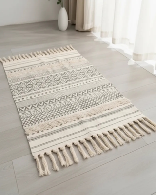 Imagen 2 del producto Alfombra de Lino Bajada de Cama estilo Boho medida 60 cm x 90 cm A7