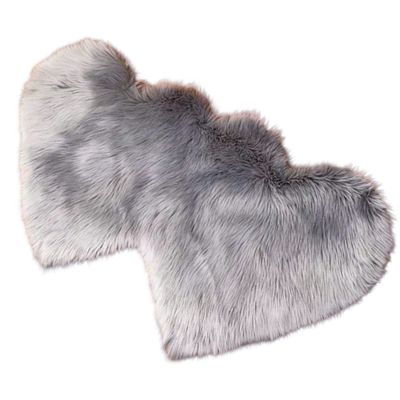 Imagen 1 del producto Alfombra Corazón Pelo Largo - Diseño Romántico C1