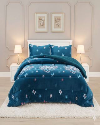 Imagen 1 del producto Cubrecama king Premium Plush y Chiporro - Invierno azul