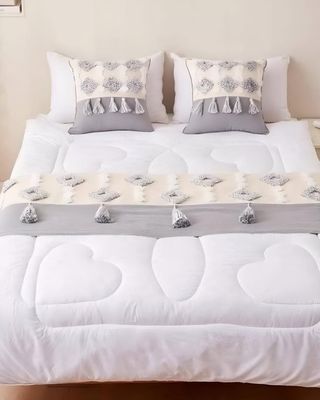 JUEGO DE PIECERA DE CAMA  2 FUNDAS MODELO BOHO F02