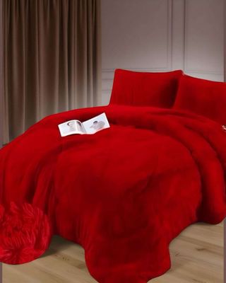 Imagen 2 del producto COBERTOR ELEGANTE CHIPORRO UNICOLOR PELUDO DE INVIERNO PLAZA Y MEDIA S61