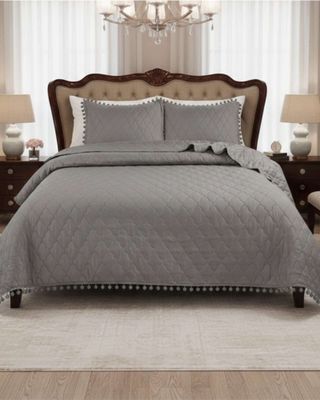 Imagen 1 del producto Cobertores de Verano-Primavera con Diseño de Pompon (king-super king) gris